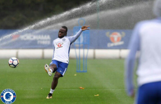 (Photo News) Victor Moses Practicing His Shooting Ahead Of Emotional Game Vs Eagles