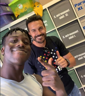 Barcelona and Villarreal battling to sign teenage Nigerian-born attacking midfielder