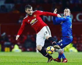 Official : England Defender Signs New Multi-Year Contract With Manchester United