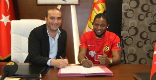 Official : Raheem Lawal Inks Three - And - A - Half Year Deal With Eskisehirspor