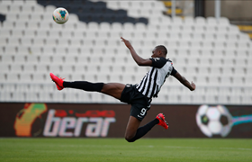  Partizan Belgrade Striker Sadiq Scores Ronaldo-Like Backheel Goal Against His Favorite Opponent