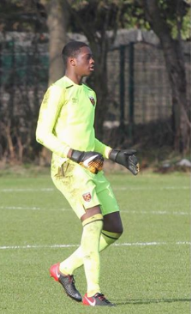 16-Year-Old Nigerian Goalkeeper Training With West Ham First Team
