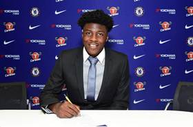 Eagles Defender Aina Proud His 'Twin' Brother Has Penned New Chelsea Deal