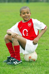 Arsenal Nigerian Fans Message To Iwobi On His Birthday : Score & Take Us To UEL Final