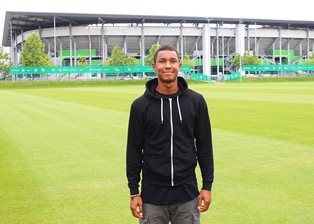 Official: German-Born Defender Uduokhai Signs Multi-Year Contract With Wolfsburg