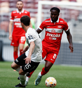 Moses leaves Chelsea to join Spartak Moscow on