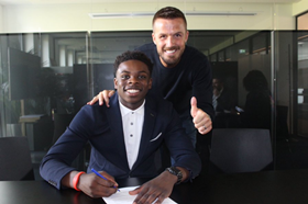 Confirmed : Former Man Utd & Man City Super Kid Ohio Completes Transfer To RB Leipzig