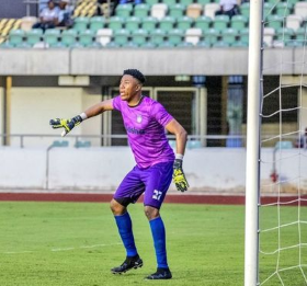 'I have a Nigerian passport' - Tri-national goalkeeper keen to represent Super Eagles at AFCON