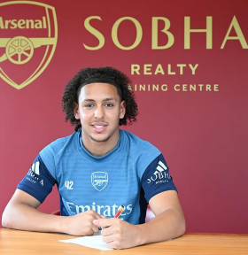 Done deal: Promising Nigerian fullback signs new contract with Arsenal