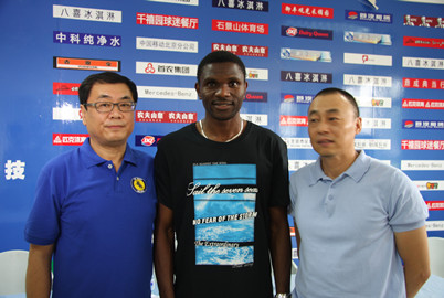 Three Chinese Teams Want Stephen Makinwa