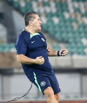 'That would be his last chance' - Ex-PSG star warns Peseiro he faces the music if points are dropped v Warriors