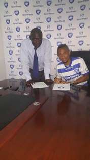 (Photo Confirmation) Super Eagles Midfielder Henry Uche Joins AFC Leopards Kenya