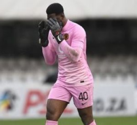 Asian clubs monitoring situation of Super Eagles GK, no contract talks with Kaizer Chiefs yet