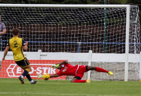 Promising Nigerian Goalkeeper Departs EFL Club Oxford United 