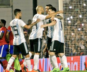 Man Utd Defender Rojo Expects Messi To Do Something For Argentina Against Nigeria 