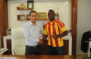 DONE DEAL : Yeni Malatyaspor Snap Up George Akpabio From Chippa United