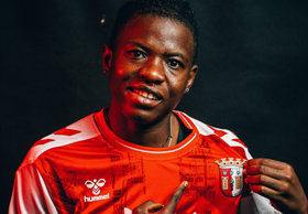 Photo confirmation : Nigeria international midfielder joins Sporting Braga Feminino