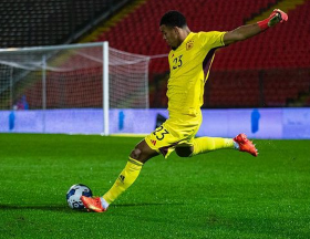 Freiburg coach vows to protect Bundesliga's youngest goalkeeper Atubolu after recent blunders 