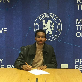 (Photo Confirmation) Chelsea Sign Attacking Midfielder From Leyton Orient 