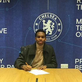 (Photo Confirmation) Chelsea Sign Attacking Midfielder From Leyton Orient