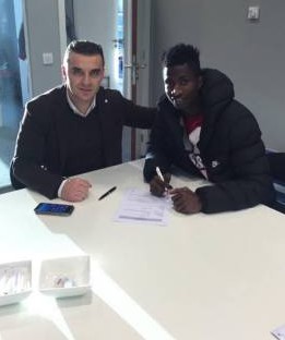 Official : Gent Snap Up Peter Olayinka On Three - And - A - Half Year Deal