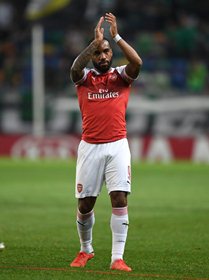 Master Of Substitutions, Emery Reacts To Lacazette Looking Furious After He Was Replaced By Iwobi
