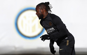 (Photo) Chelsea Loanee Moses Training Ahead Of Potential First Ever Appearance In Milan Derby