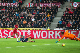 Liverpool Icon Gerrard Hails Super Eagles Hopeful After Unbelievable Goal In Europa League