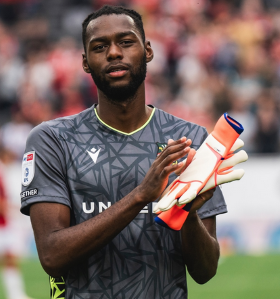 Two English-born goalkeepers on Nigeria Football Federation's radar keep clean sheets for EFL clubs