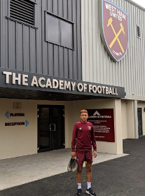 Photo Confirmation : Nigeria U17 Hopeful Omidiji Training With West Ham United