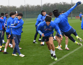 Snapped : Teenage Nigeria-Eligible Striker Involved In Arsenal Final Workout Pre-Wolves