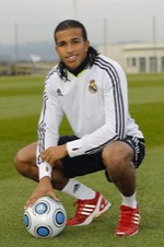 Watford, Southampton And Other English Teams To Fight It Out For Real Madrid Stopper Derik Osede