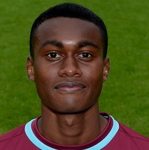 Tunji Akinola Helps West Ham Beat Aston Villa