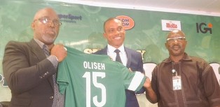 Official : Sunday Oliseh Hired As Nigeria Coach For The Next Three Years
