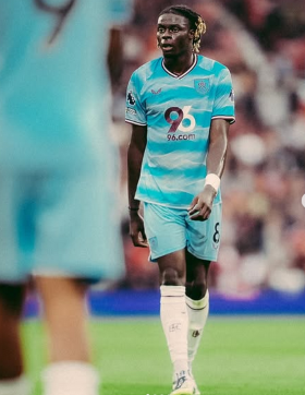 Former referee insists Ugochukwu should have been shown a straight red card against Liverpool