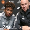 (Photo Confirmation) Barcelona Target Signs New Contract With Manchester United