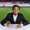 Official : Talented defender of Nigerian descent signs scholarship deal with Bournemouth