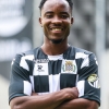 Official : Portuguese club Boavista loan in Nigerian central defender