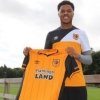 Official : Chuba Akpom Joins Hull City On Loan From Arsenal