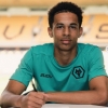 Official: Attacking midfielder eligible for Nigeria signs new deal with Wolverhampton Wanderers