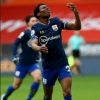 Tella takes iconic Southampton shirt number previously worn by Matt Le Tissier, Alan Shearer