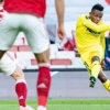 Barcelona star, Super Eagles strikers, Ighalo congratulate Chukwueze after Villarreal reach UEL final