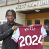 Confirmed: Nigerian wing-back signs new deal with West Ham United