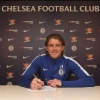 Photo Confirmation : Central Midfielder Pens New Chelsea Deal