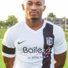 Official : Nigerian-Born Midfielder Daramola Joins City