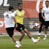 Tyronne Ebuehi Resumes Pre-Season Training At Benfica, Chooses Jersey Number