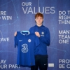 Official : Versatile player signs new deal with Chelsea
