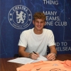 Official : Talented goalkeeper signs new deal with Chelsea