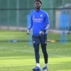 Teenage Nigerian Goalkeeper Trains With Arsenal First Team Pre-Manchester United