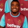 Jamie Redknapp Blasts Emenike For Poor Showing Against Southampton